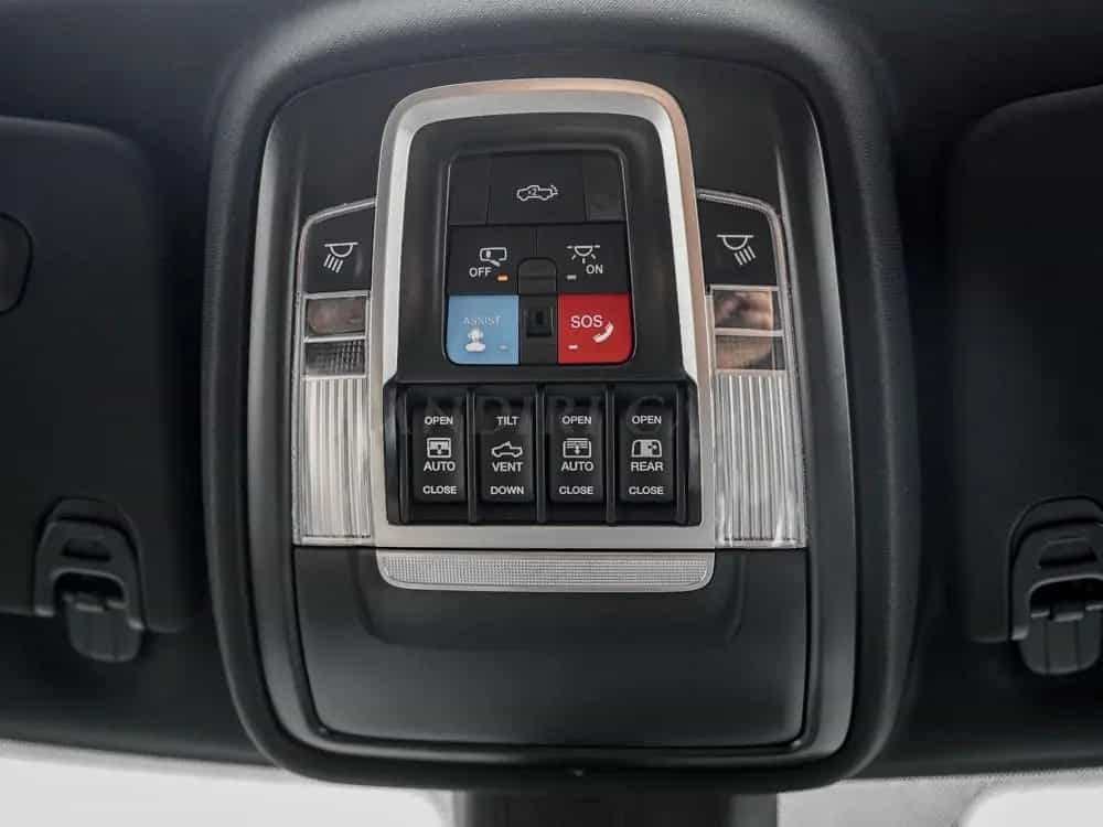 Dodge 2026 RAM Sport Night € 57780 +PANORAMIC SUNROOF null-photo-27