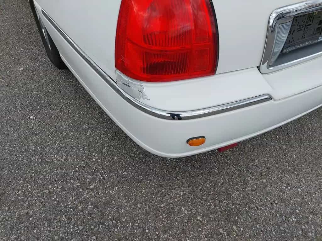 Lincoln Town Car 07/2002-photo-17