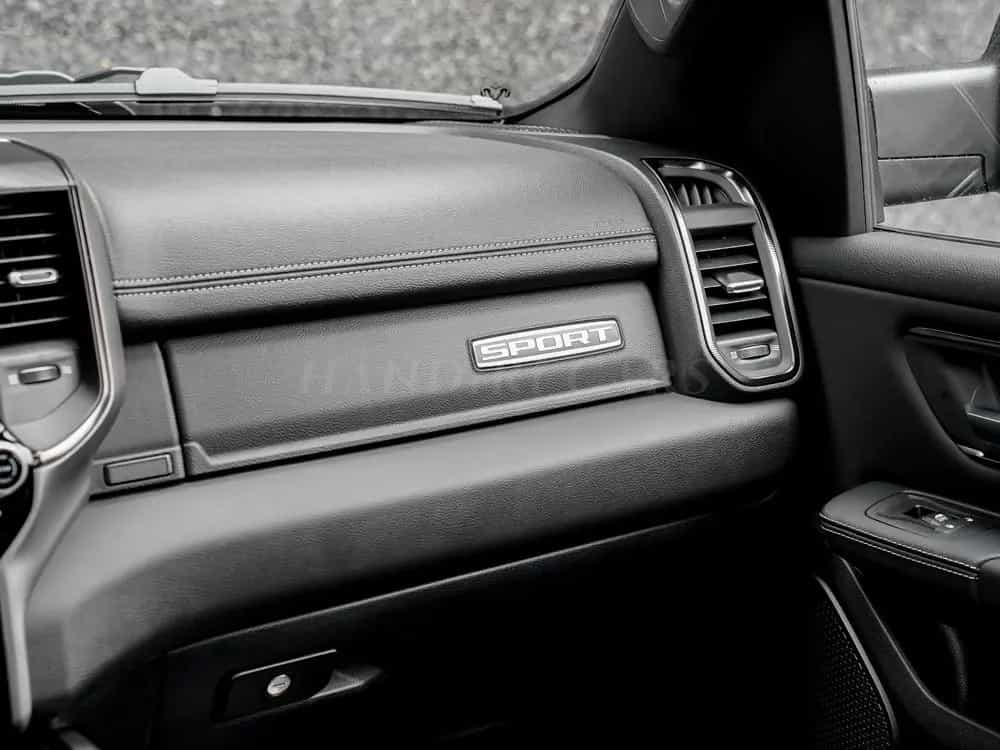 Dodge 2026 RAM Sport Night € 57780 +PANORAMIC SUNROOF null-photo-13