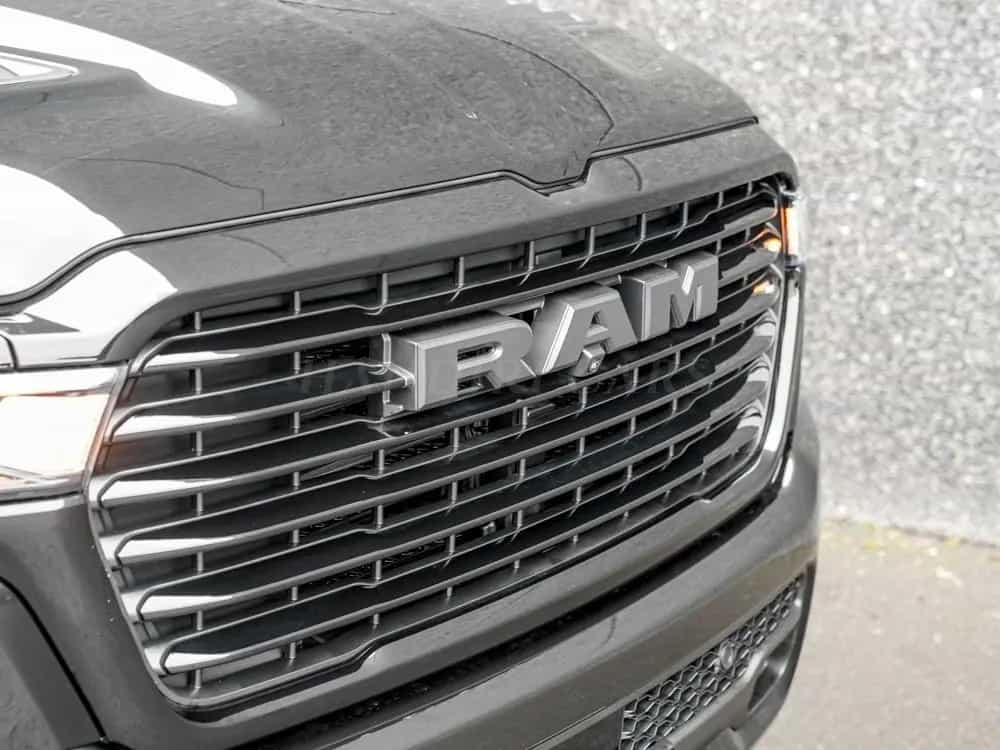 Dodge 2026 RAM Sport Night € 57780 +PANORAMIC SUNROOF null-photo-33