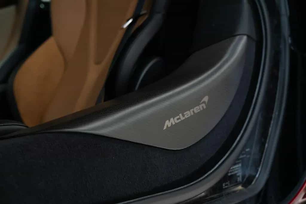 McLaren 750S Full CF I Elite Paint I B&W 12/2024-photo-14