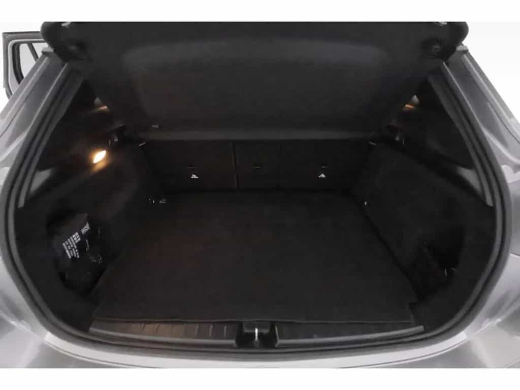 Mercedes-Benz GLA-Class 8G-DCT AMG Line+LED+NAVI+KAMERA+AHK 01/2021-photo-20