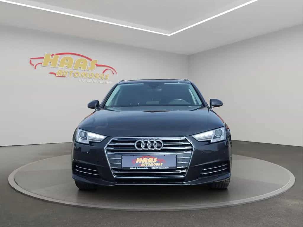 Audi A4 Avant sport *Navi*Xenon*Sitzeizung*PDC* 03/2018-photo-1