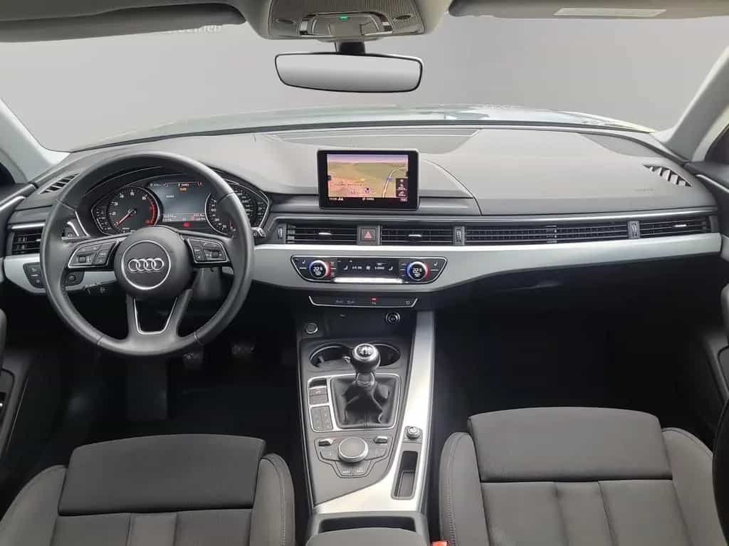 Audi A4 Avant sport *Navi*Xenon*Sitzeizung*PDC* 03/2018-photo-11