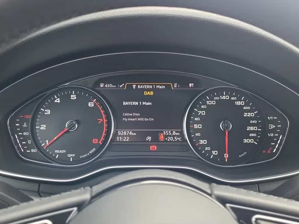 Audi A4 Avant sport *Navi*Xenon*Sitzeizung*PDC* 03/2018-photo-13