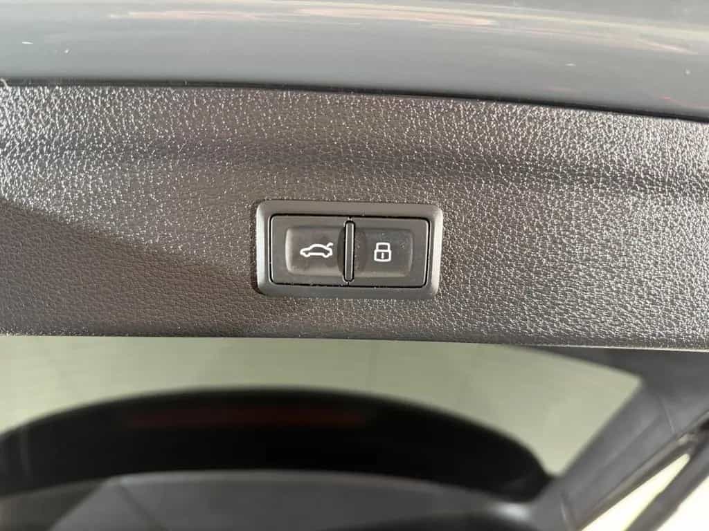 Audi Q3 35 TDI basis*B&O*LED-TEMPO-KEYLESS-AHK-R.KAM 11/2019-photo-10
