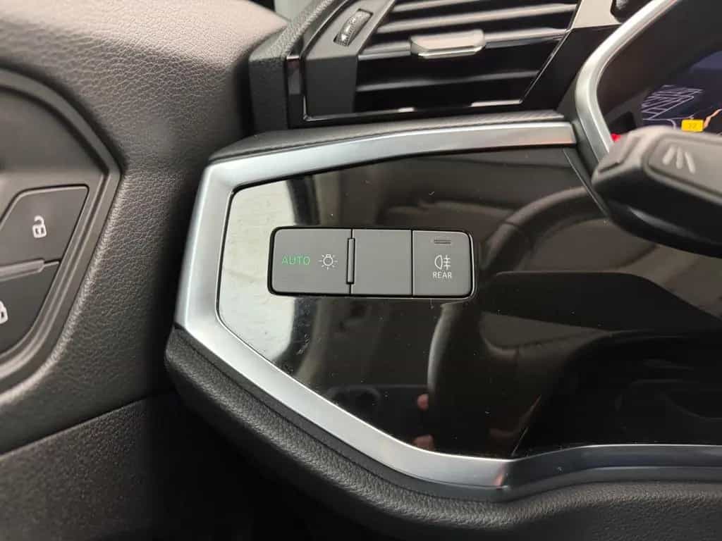 Audi Q3 35 TDI basis*B&O*LED-TEMPO-KEYLESS-AHK-R.KAM 11/2019-photo-34