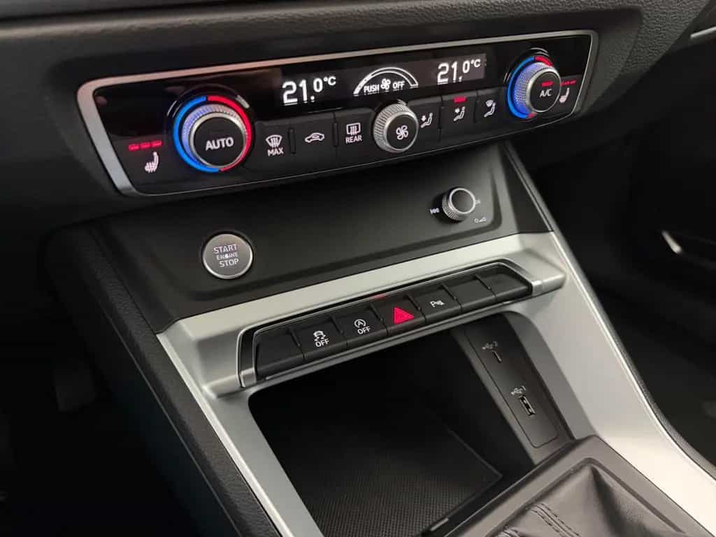 Audi Q3 35 TDI basis*B&O*LED-TEMPO-KEYLESS-AHK-R.KAM 11/2019-photo-44