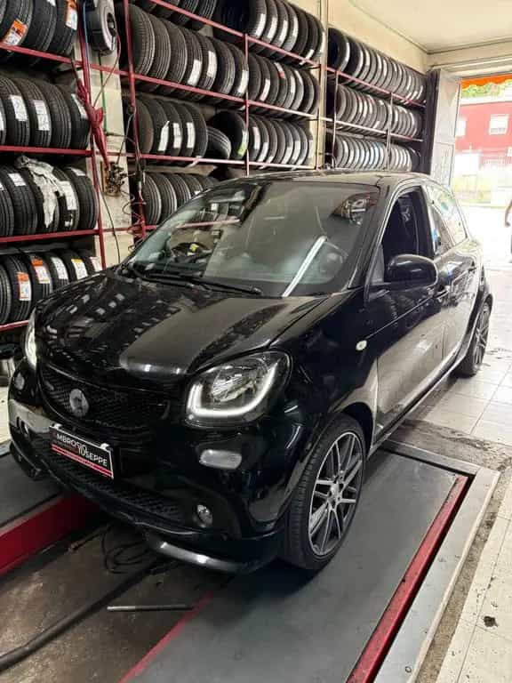 Smart ForFour BRABUS Xclusive 109 CV PELLE TETTO 04/2017-photo-1
