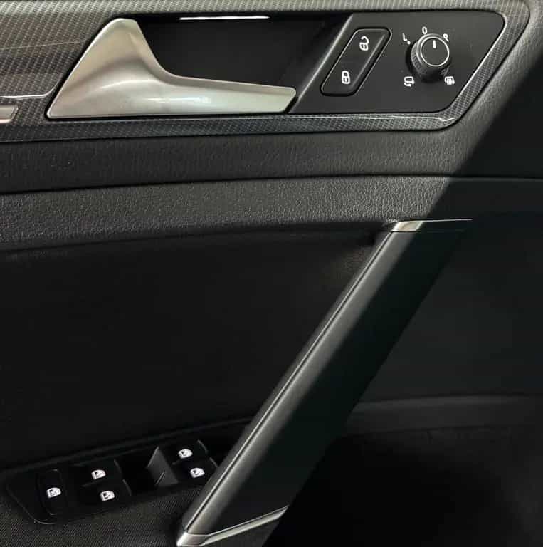 Volkswagen Golf VII Lim. Highline*R LINE*PANO*DSG*LED*NAVI* 01/2019-photo-13