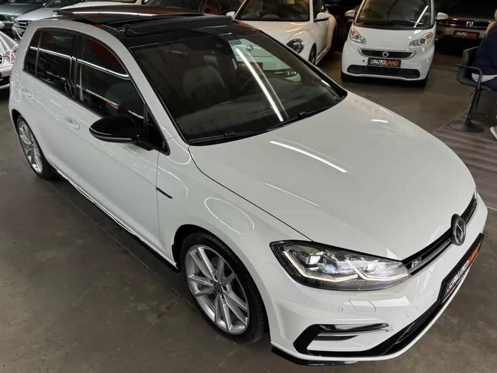 Volkswagen Golf VII Lim. Highline*R LINE*PANO*DSG*LED*NAVI* 01/2019-photo-25