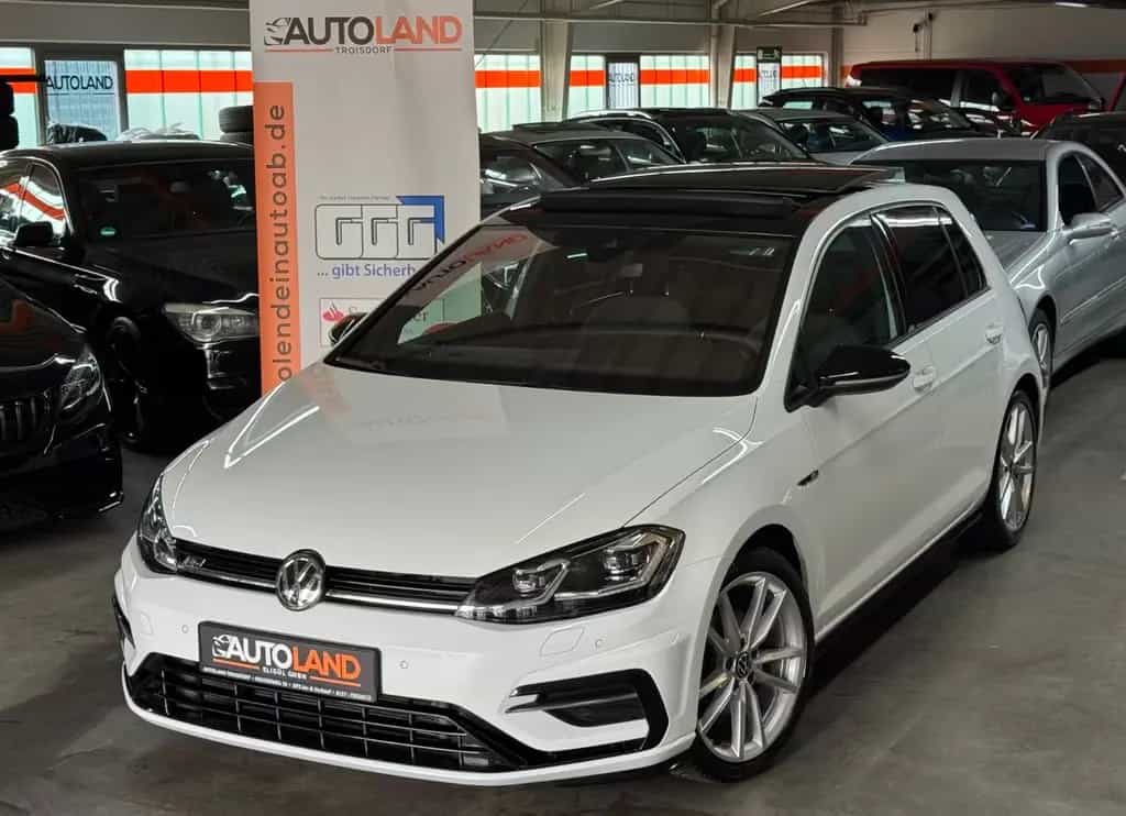 Volkswagen Golf VII Lim. Highline*R LINE*PANO*DSG*LED*NAVI* 01/2019-photo-3
