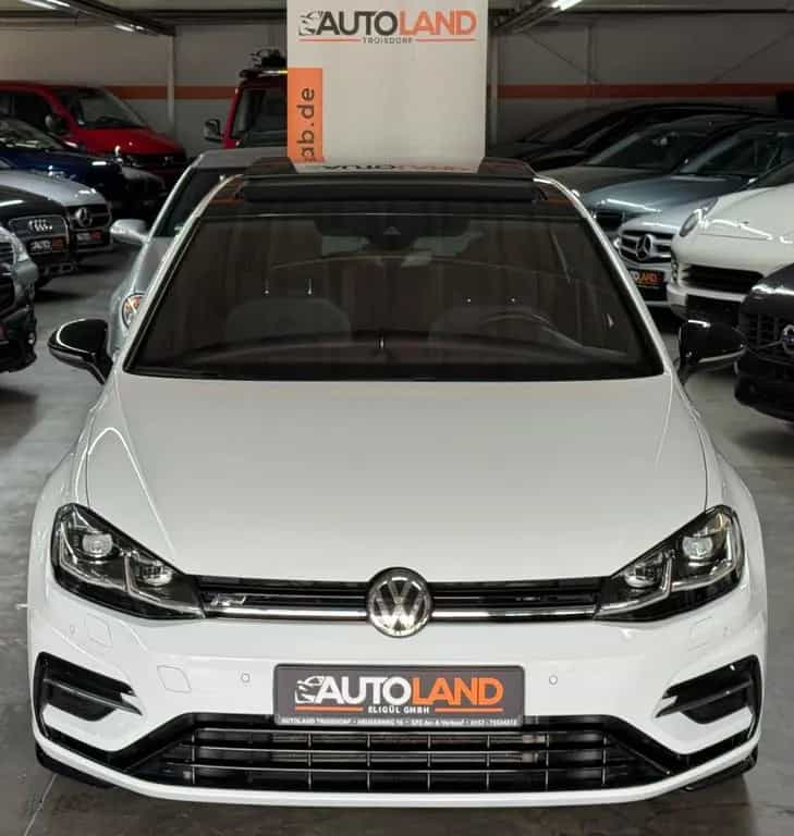 Volkswagen Golf VII Lim. Highline*R LINE*PANO*DSG*LED*NAVI* 01/2019-photo-4
