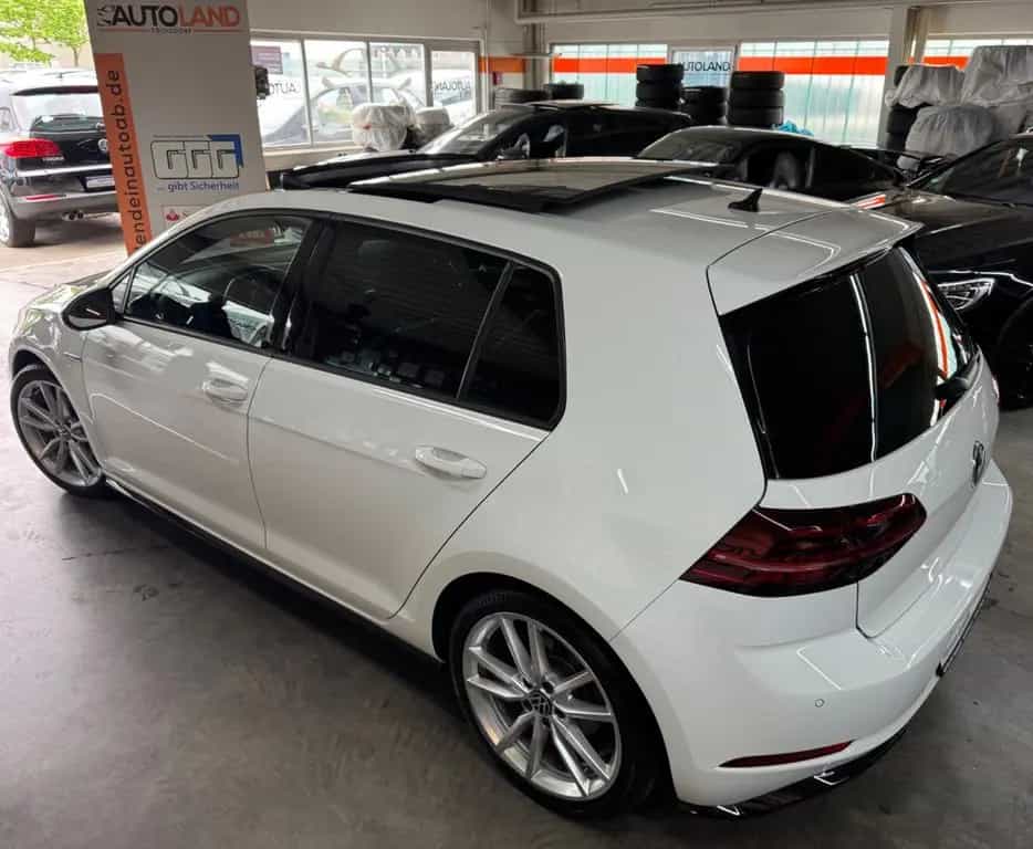 Volkswagen Golf VII Lim. Highline*R LINE*PANO*DSG*LED*NAVI* 01/2019-photo-5