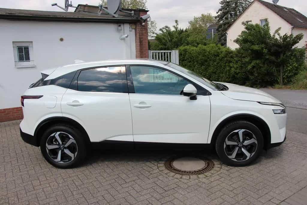 Nissan Qashqai 1.3 DIG-T 140PS N-Connecta/47136 04/2023-photo-1