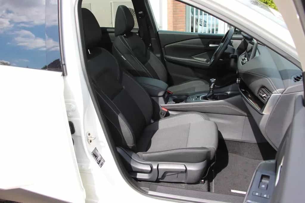 Nissan Qashqai 1.3 DIG-T 140PS N-Connecta/47136 04/2023-photo-15