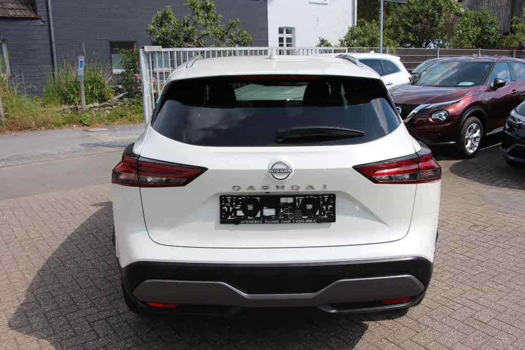 Nissan Qashqai 1.3 DIG-T 140PS N-Connecta/47136 04/2023-photo-3