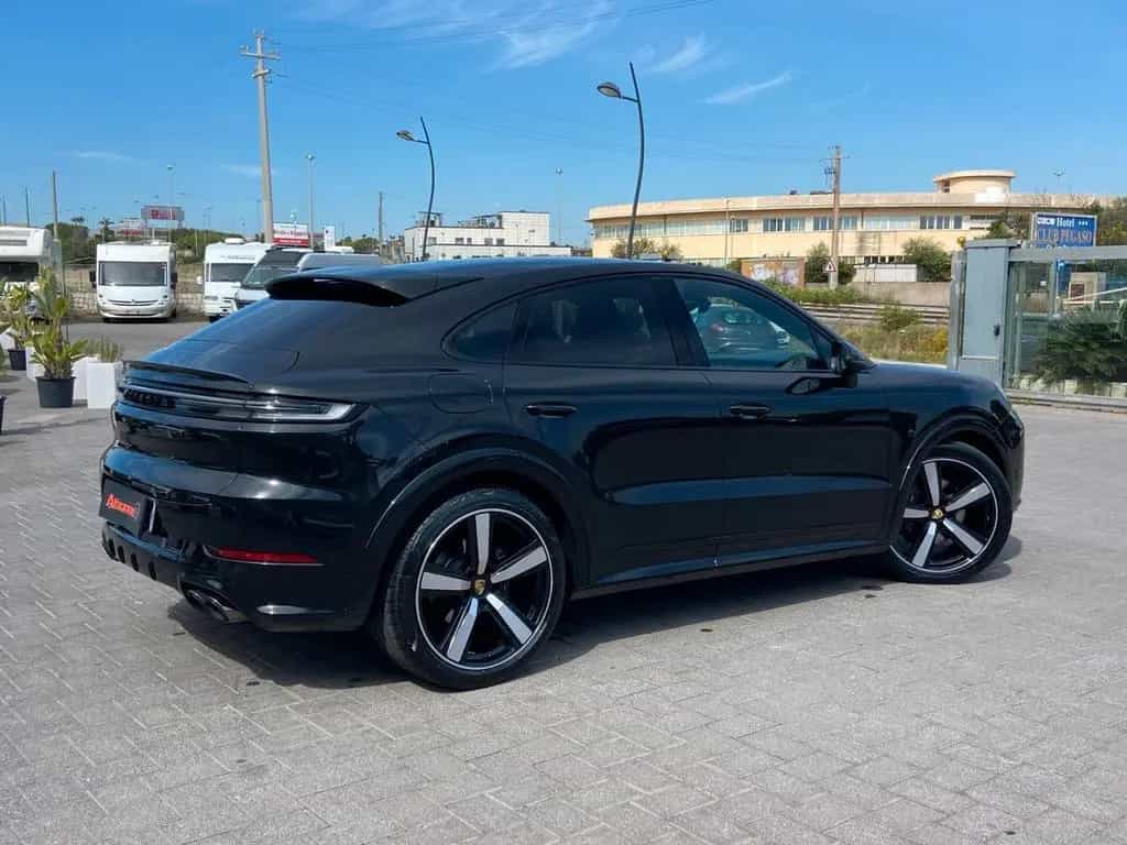 Porsche Cayenne Coupe 3.0 V6 tiptronic 01/2024-photo-3
