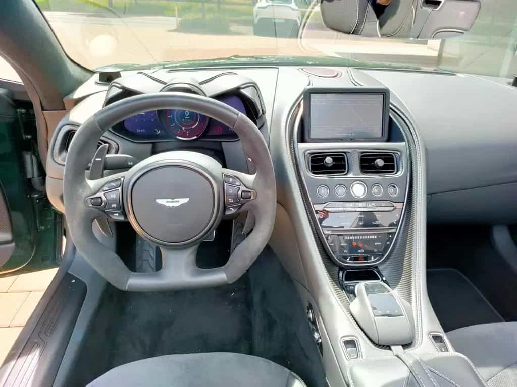 Aston Martin DBS 5.2 V12 Volante 03/2023-photo-13