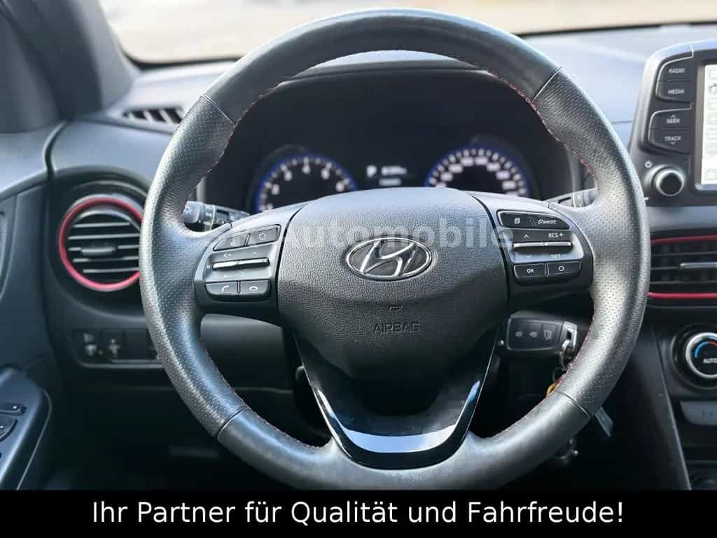 Hyundai KONA Style 2WD 2.HAND*KLIMA*LED*NAVI*R.KAMERA* 03/2019-photo-13