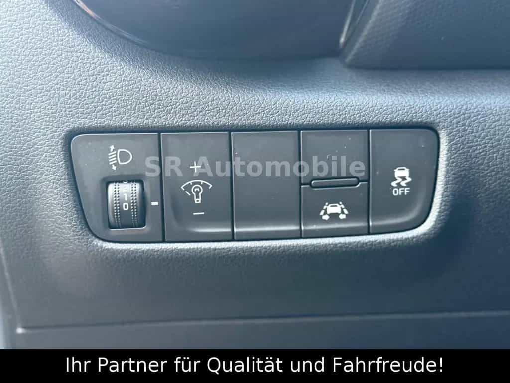 Hyundai KONA Style 2WD 2.HAND*KLIMA*LED*NAVI*R.KAMERA* 03/2019-photo-23
