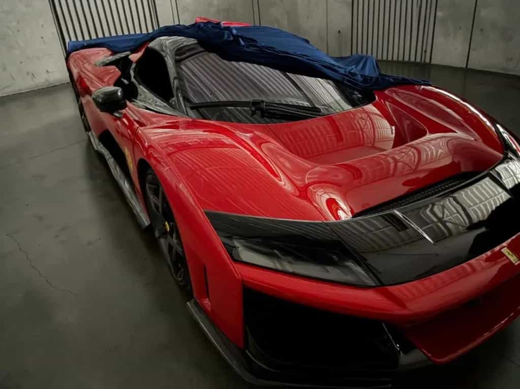 Ferrari F80 ON STOCK!! null-photo-2
