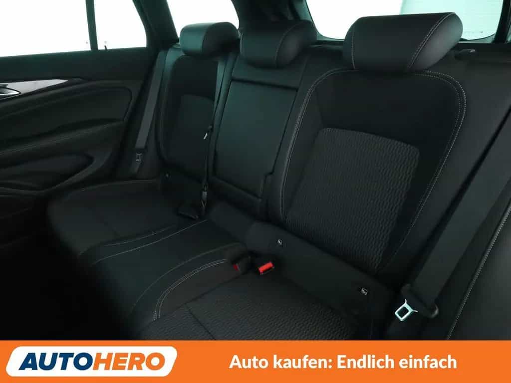 Opel Insignia 2.0 CDTI Elegance Aut.*NAVI*CAM*LED*SHZ 11/2021-photo-13