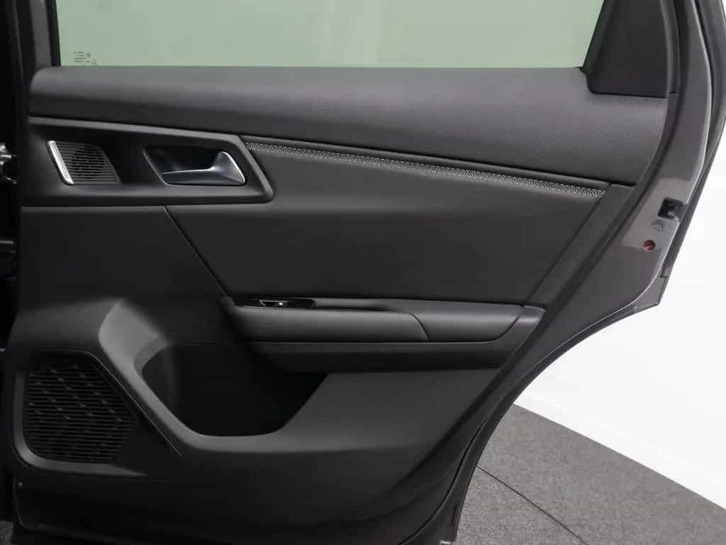 Citroën C5 X Shine ACC Memory 360°HUD AppleCar Leder 19" 09/2022-photo-29