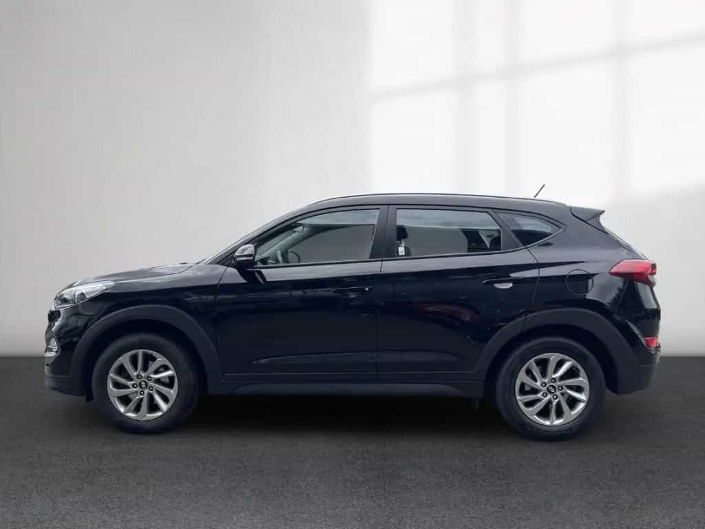 Hyundai TUCSON blue 2WD 1.6 GDI Trend AHK Temp SHZ PDC 06/2016-photo-1