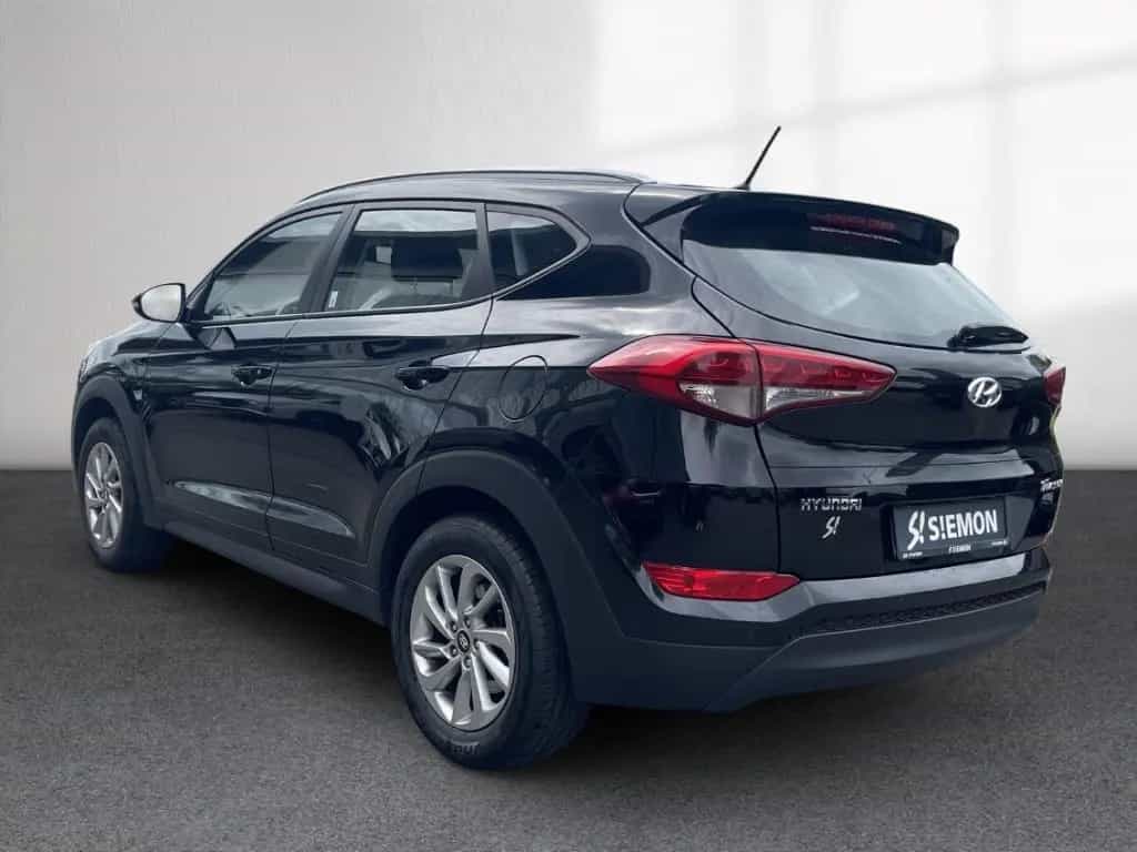 Hyundai TUCSON blue 2WD 1.6 GDI Trend AHK Temp SHZ PDC 06/2016-photo-2