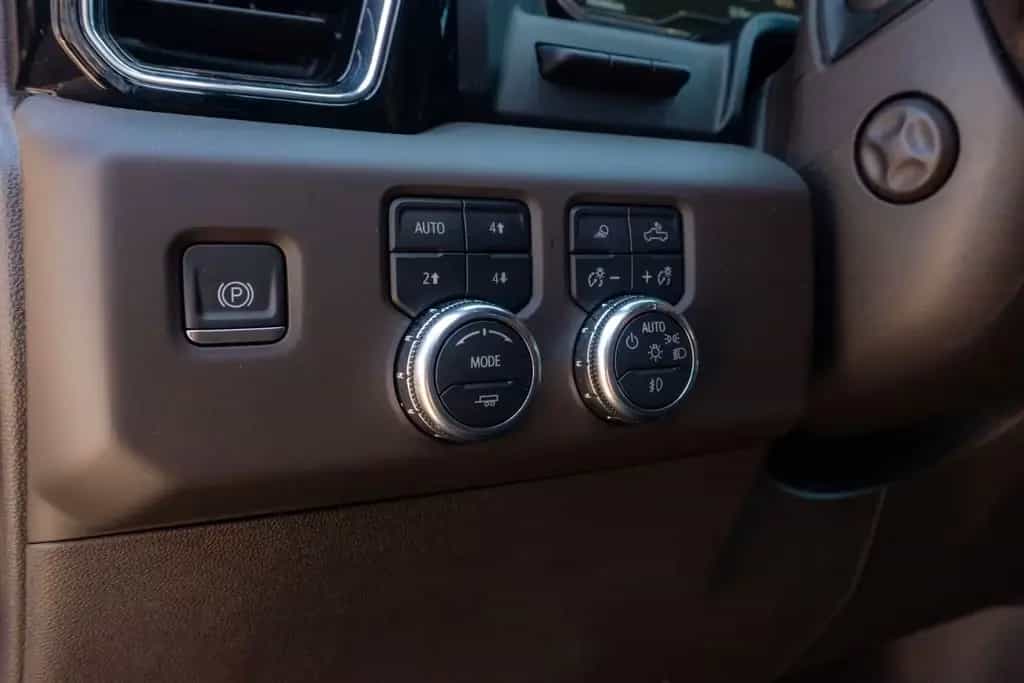 GMC Sierra 1500 Denali 04/2024-photo-16