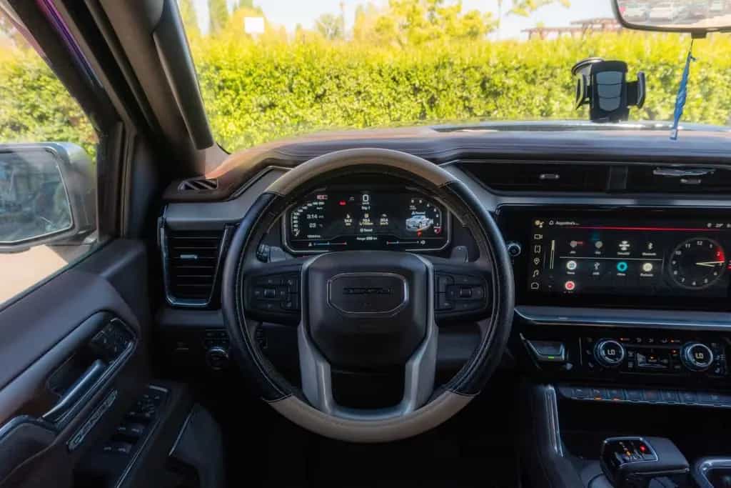 GMC Sierra 1500 Denali 04/2024-photo-17
