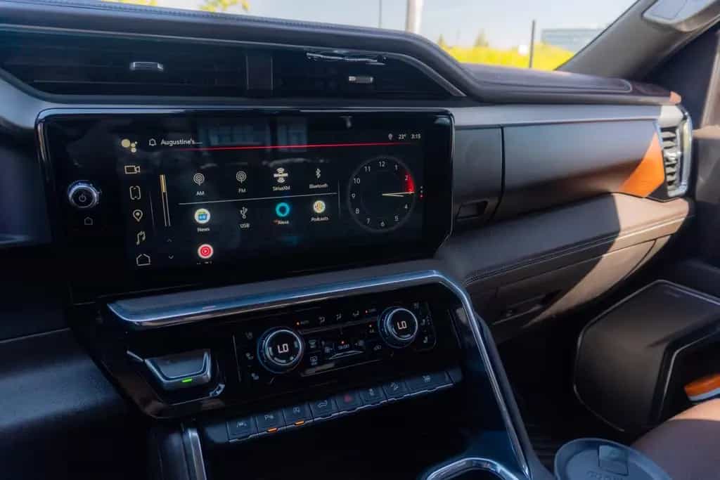 GMC Sierra 1500 Denali 04/2024-photo-23