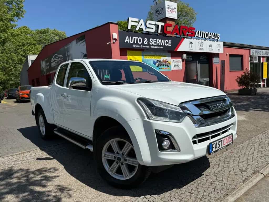 Isuzu D-Max Space Cab 4WD Basis Tempomat Kamera LKW Zu 11/2019-photo-0