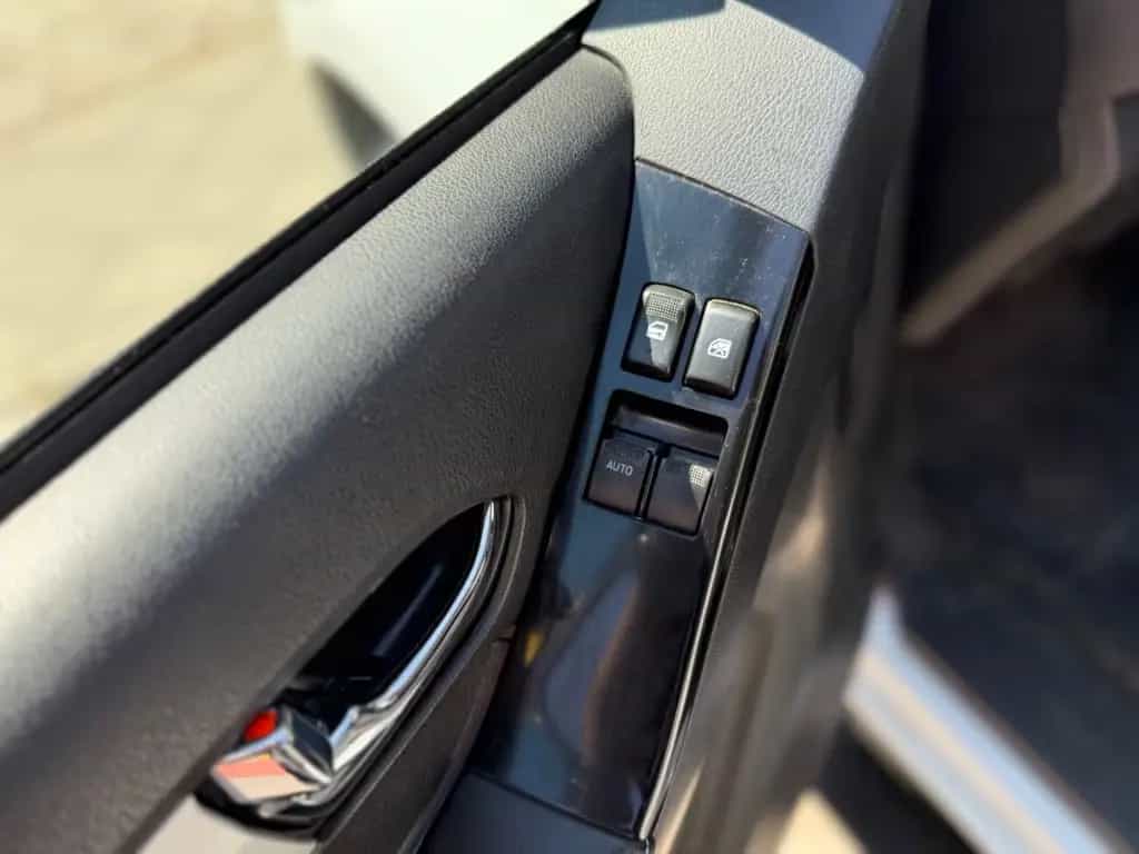 Isuzu D-Max Space Cab 4WD Basis Tempomat Kamera LKW Zu 11/2019-photo-13