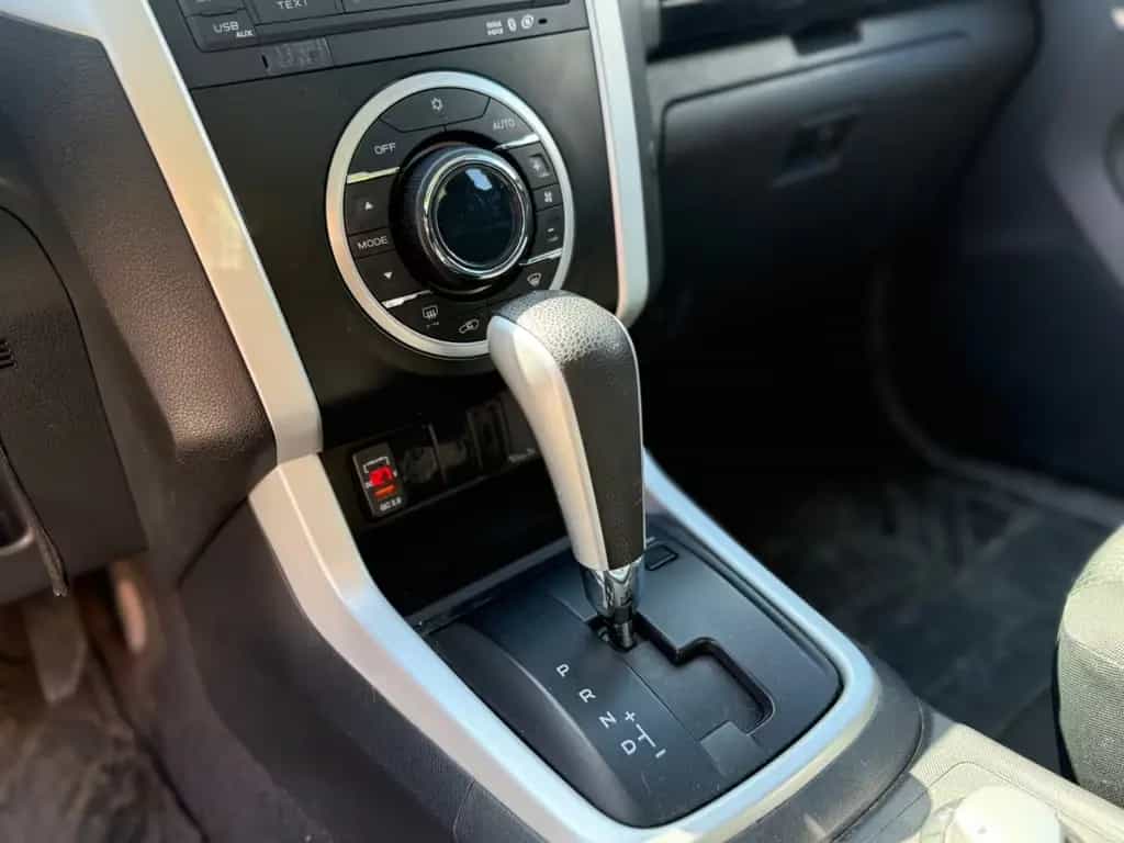 Isuzu D-Max Space Cab 4WD Basis Tempomat Kamera LKW Zu 11/2019-photo-23