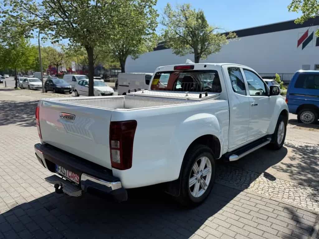 Isuzu D-Max Space Cab 4WD Basis Tempomat Kamera LKW Zu 11/2019-photo-8