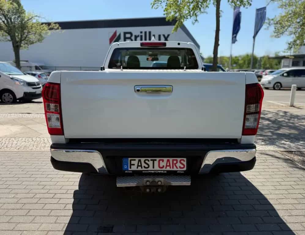 Isuzu D-Max Space Cab 4WD Basis Tempomat Kamera LKW Zu 11/2019-photo-9