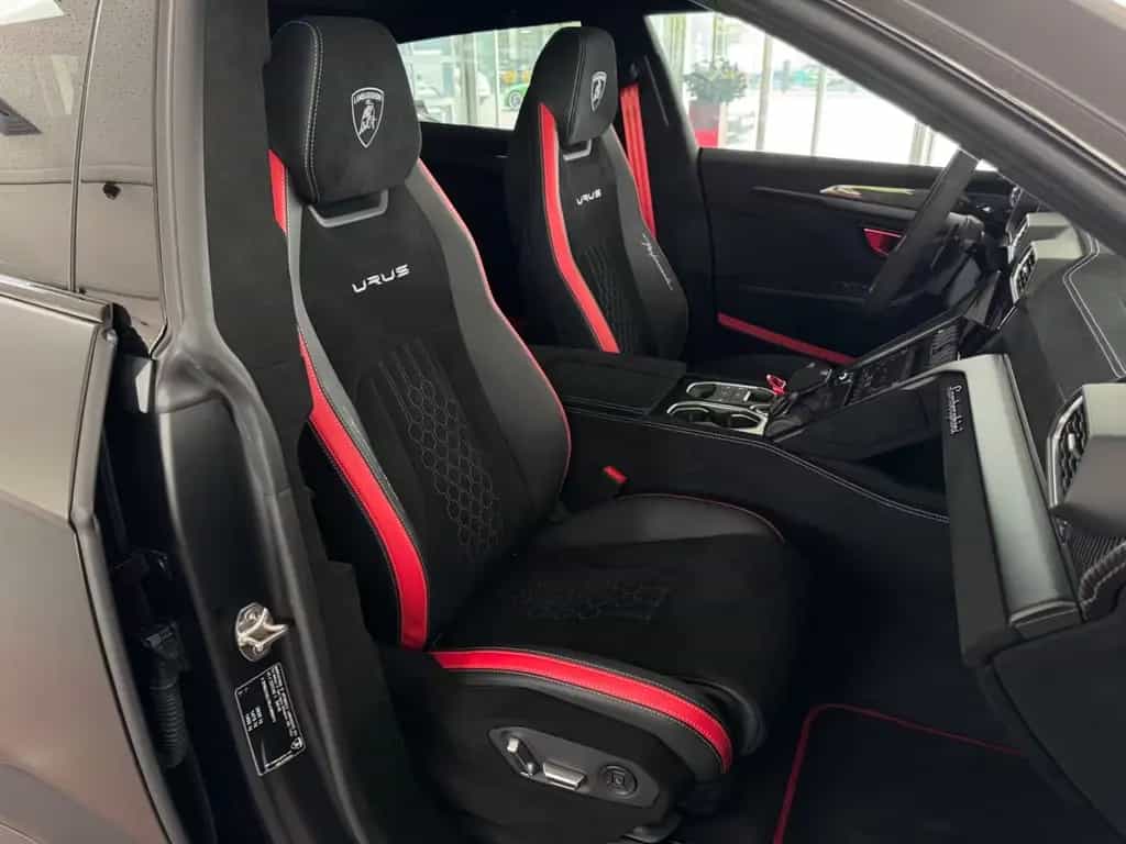 Lamborghini Urus Performante Matt Lack/Carbon Engine Bonnet 03/2025-photo-23