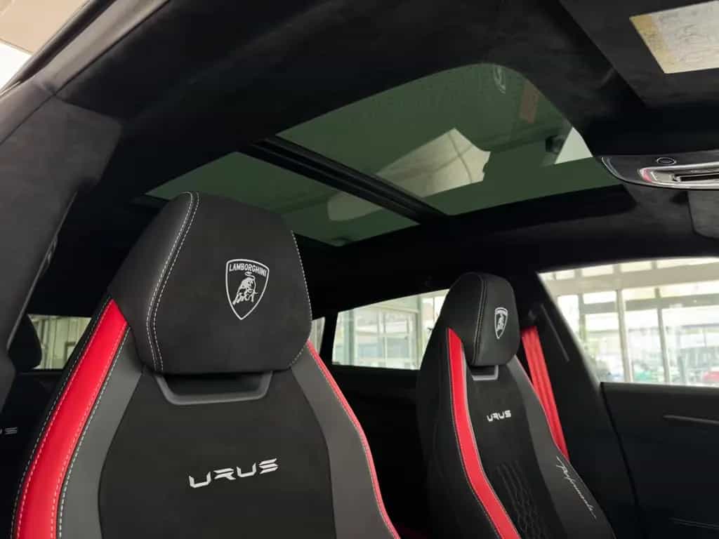 Lamborghini Urus Performante Matt Lack/Carbon Engine Bonnet 03/2025-photo-24