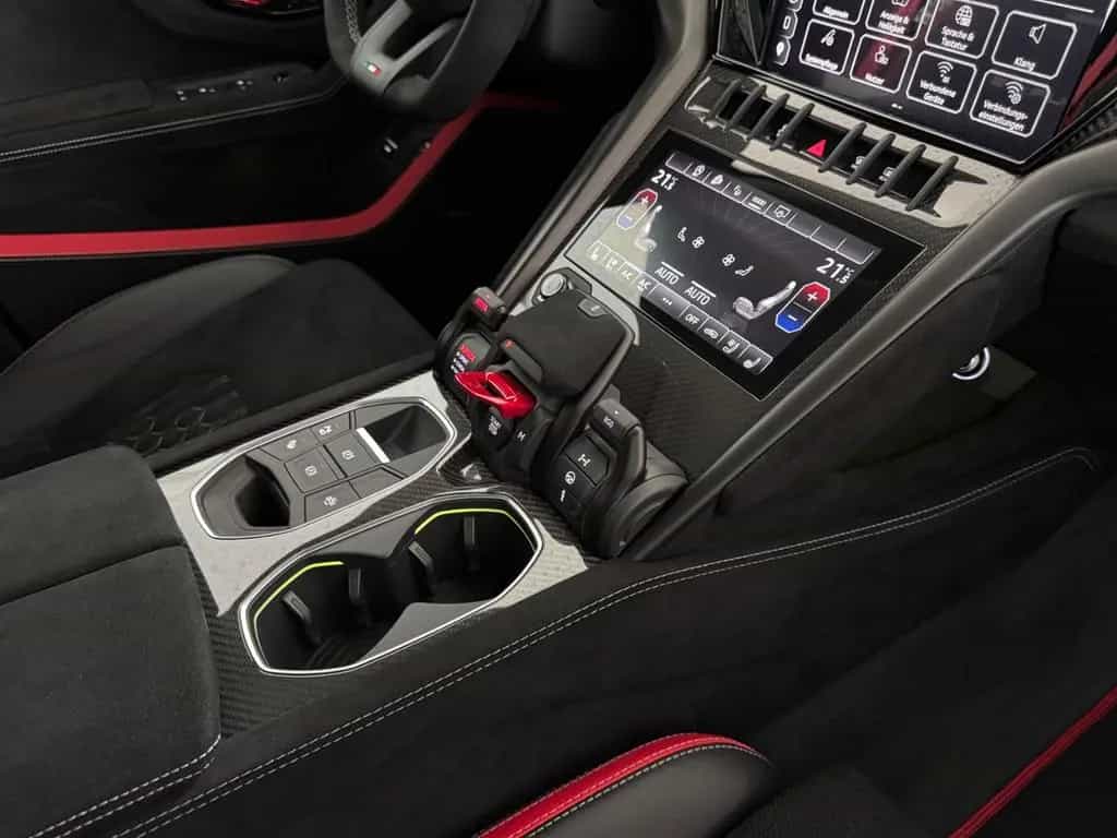 Lamborghini Urus Performante Matt Lack/Carbon Engine Bonnet 03/2025-photo-27