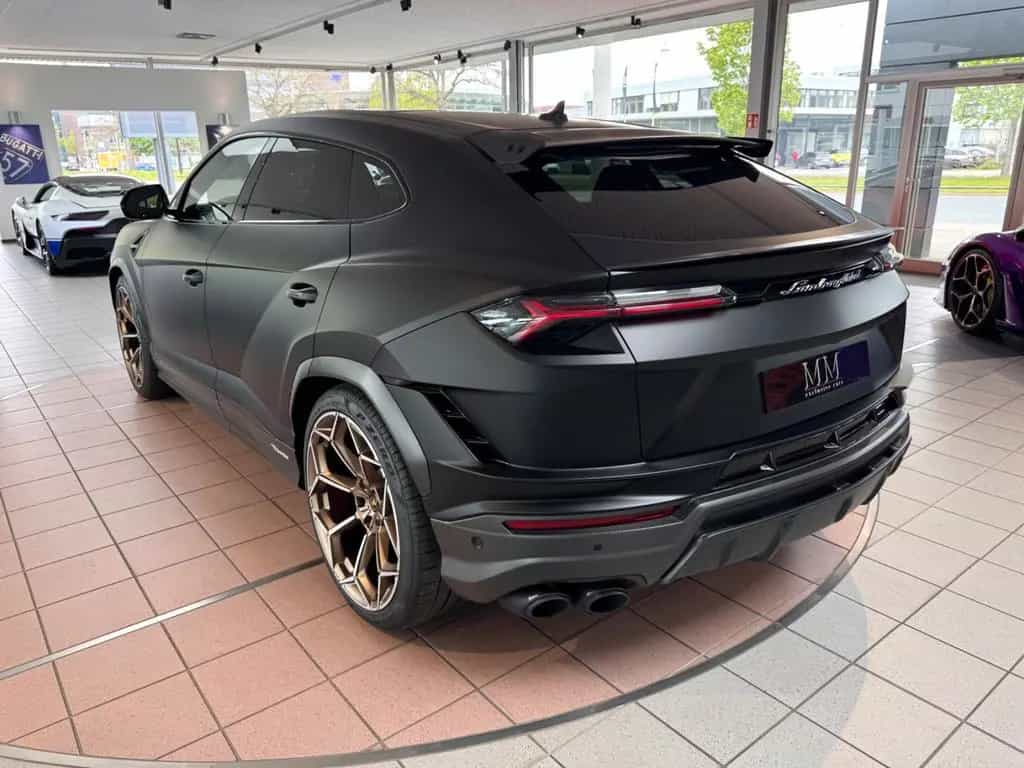 Lamborghini Urus Performante Matt Lack/Carbon Engine Bonnet 03/2025-photo-5