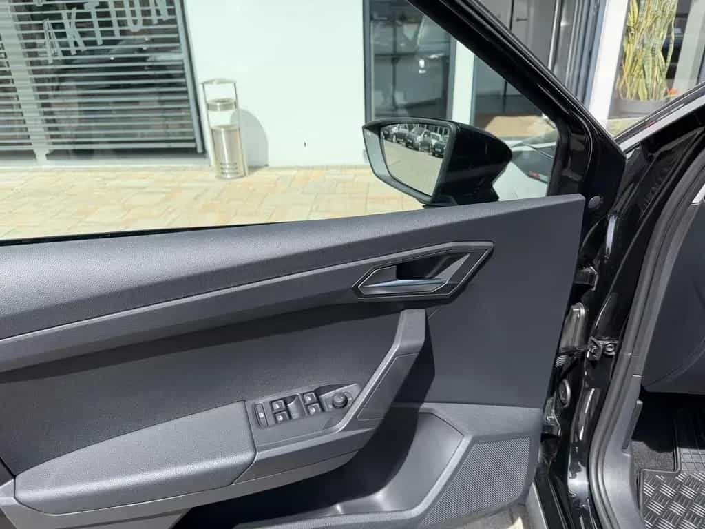 Seat Arona 1.0 TSI Style *LED, Klima, Alu 18",CarPlay 02/2023-photo-5