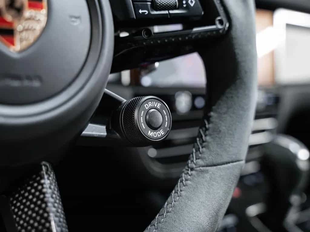 Porsche Macan GTS Abstandsregeltempostat Sport Chrono 03/2024-photo-34