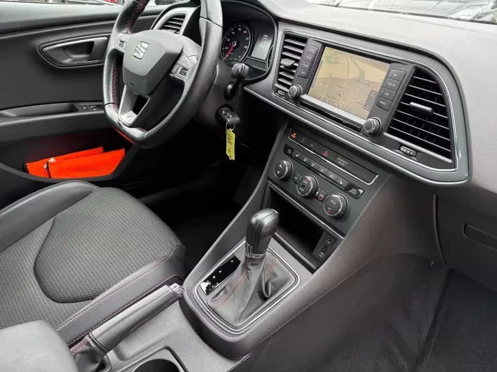 Seat Leon FR++AUTOMATIK!++NAVI!++TOP GEPFLEGT!++ 02/2016-photo-14