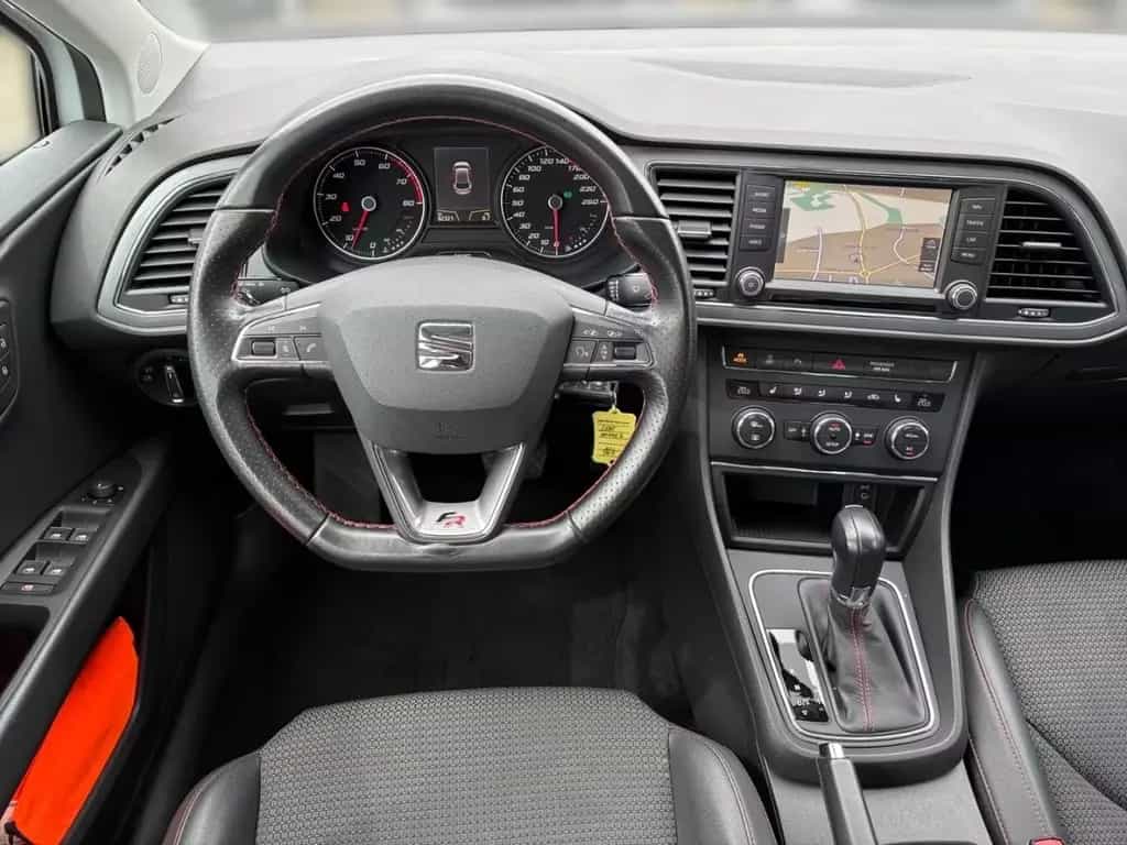 Seat Leon FR++AUTOMATIK!++NAVI!++TOP GEPFLEGT!++ 02/2016-photo-9