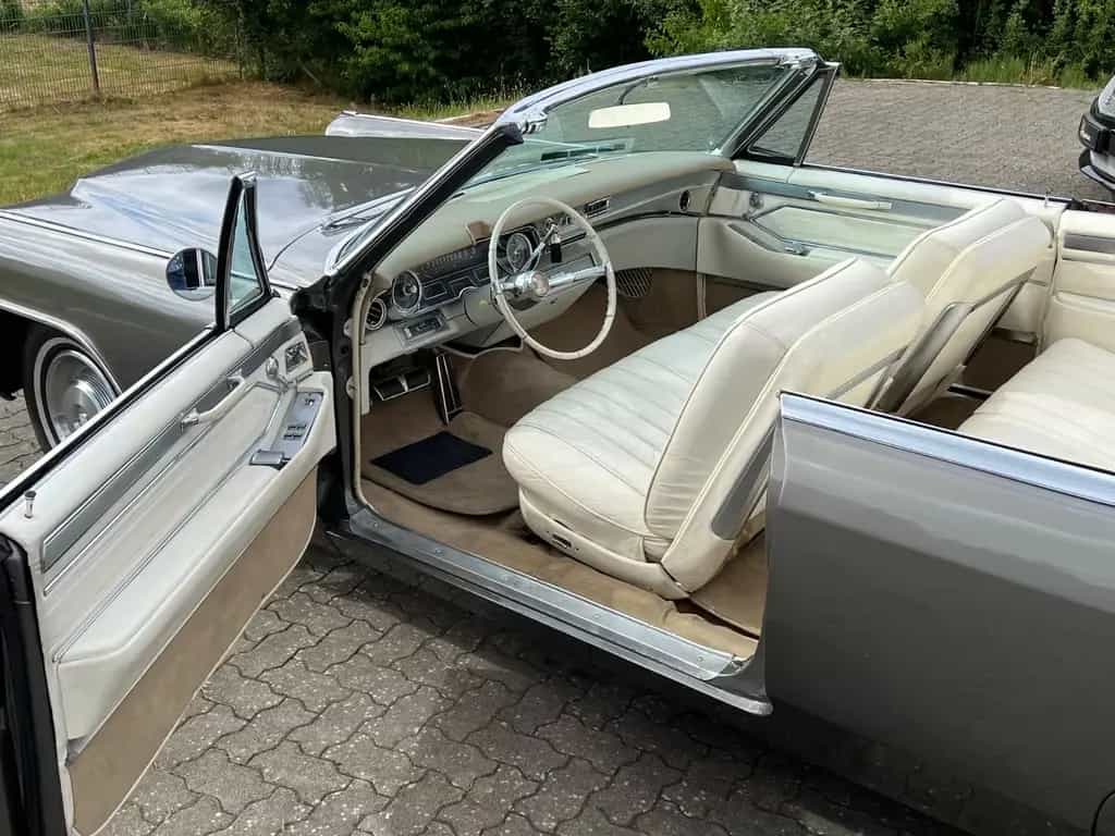 Cadillac Deville Convertible/Cabriolet/klasse Farbkombi. 01/1965-photo-12