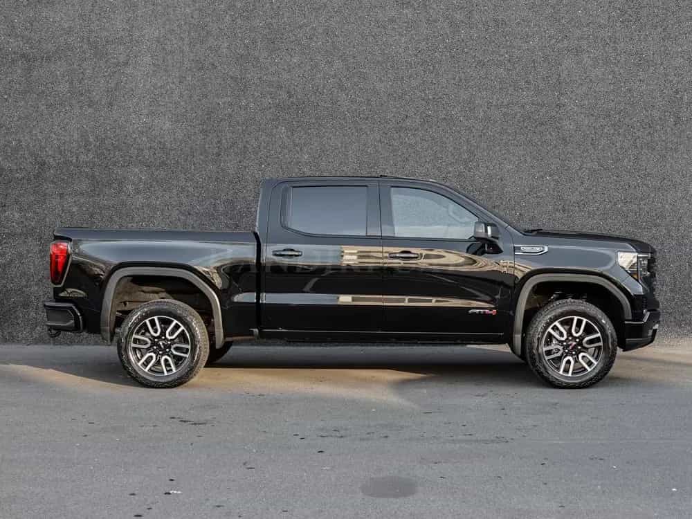 GMC Sierra 2025 AT4 € 66500 +L87 6.2L ECOTEC3 V8 null-photo-3