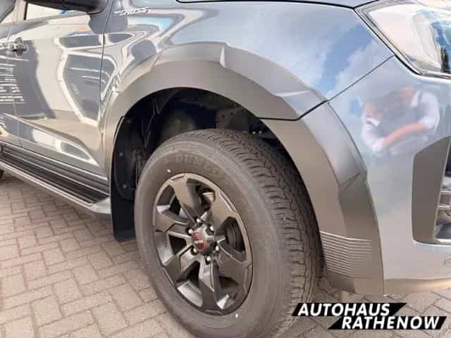 Isuzu D-Max Double Cab 4WD V-CROSS Leder LED DAB e-Sit null-photo-2