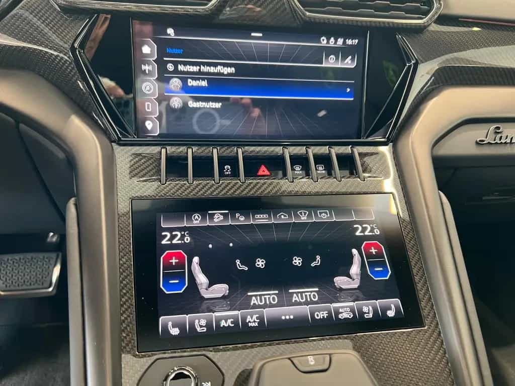 Lamborghini Urus S Pano Massage 23´ Carbon B&O 06/2024-photo-13
